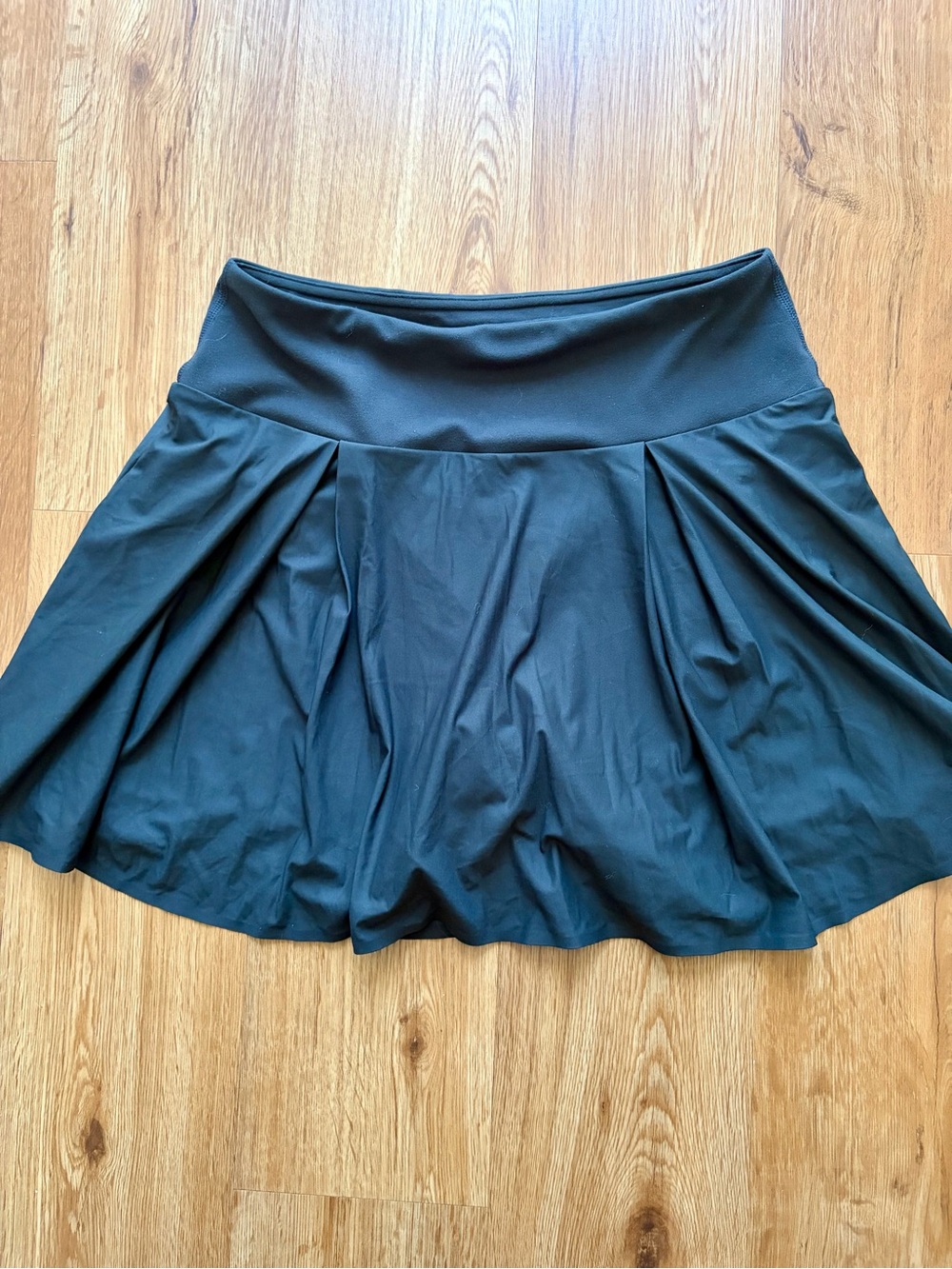 Uniqlo Black Flared Skort with Wide Waistband